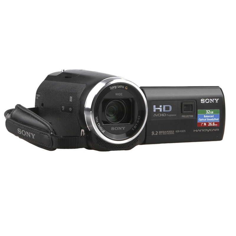 索尼（SONY）HDR-PJ675 摄像机 3英寸显示屏 920万像素 自动/手动对焦 30倍光学变焦 内置32G内存 160分钟续航时间 一年保修 黑色