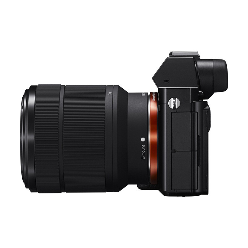 索尼（SONY）ILCE-7 微单数码相机 CMOS全画幅传感器 2430万像素 3英寸显示屏 增强型混合自动对焦 无内置存储 单机身不含镜头 一年保修 黑色